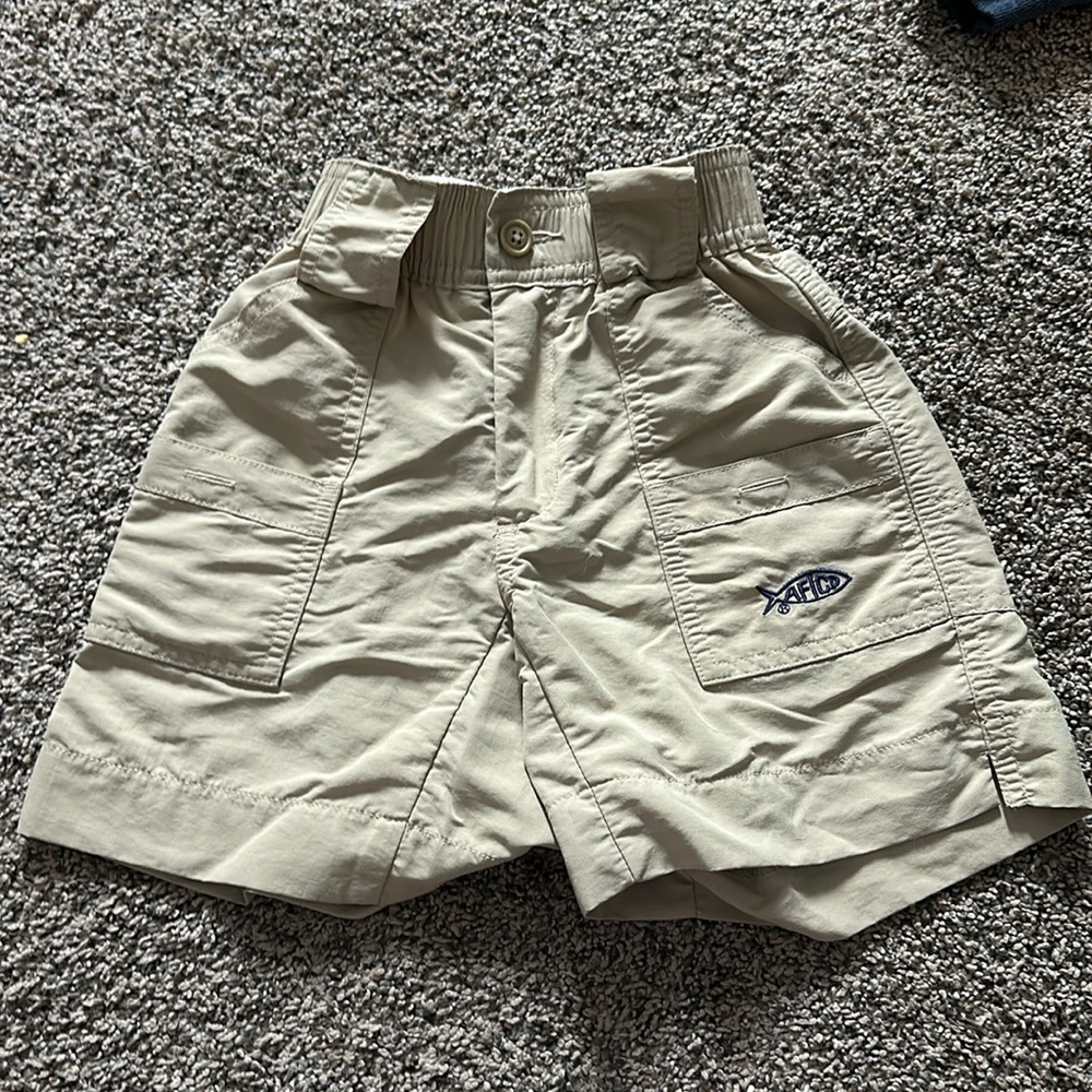 Aftco boys shorts khaki size 20 (4/5)